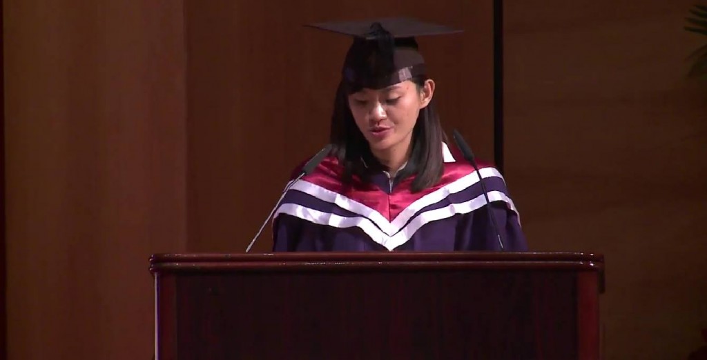 TOP OF THE CLASS: Yeo Min Hui, last year's HSS valedictorian and Chinese major graduand, gives her speech. PHOTO: NTU