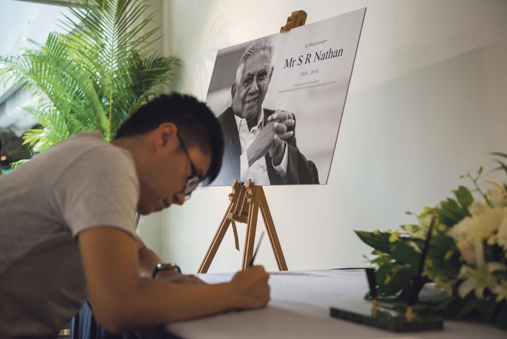 The University commemorated Mr S R Nathan's passing with a condolence book signing on 25 Aug at the North Spine Plaza. PHOTO: ZHENG JUNCEN