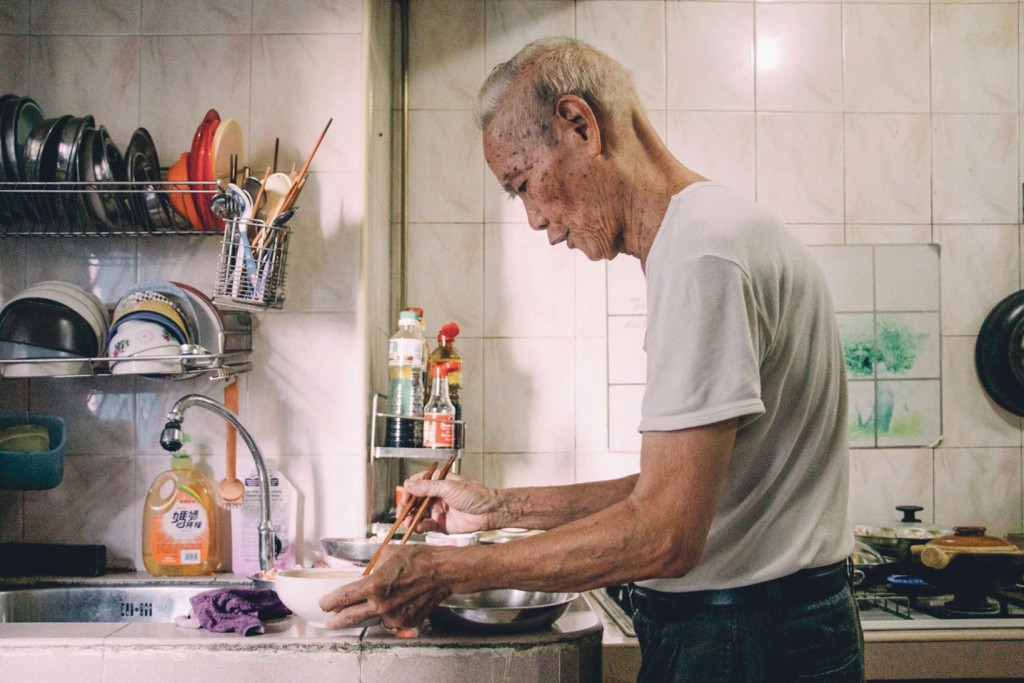 A former chef at Cantonese restaurant Lai Wah, Mr Leong Fatt Poh, 79, cooks at least thrice a week for his children who come back for dinner with their families. Despite his age, Mr Leong does everything on his own — even insisting on going to the market alone to pick out fresh ingredients for the day’s dishes.   “They (her siblings) come back for his cooking,” said his daughter Ms Adeline Leong, 46, with a laugh.