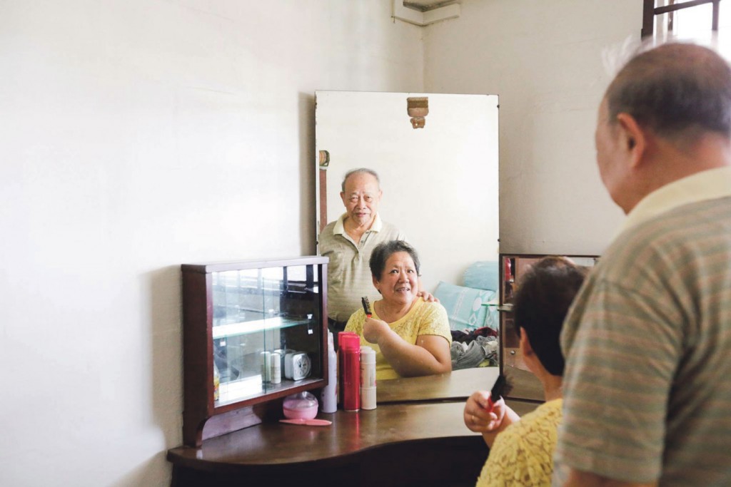 Mdm Yeow Hong Keow, 68, and Mr Teo Chung Tai, 79, have been married for 50 years. Of these 50 years, 39 have been spent at Rochor, raising their four children — and later, nine grandchildren — in their three-room flat. A sentimental duo, Mr Teo and Mdm Yeow’s home still houses much of the furniture they bought for their nuptials, including this dressing table, which was a wedding dowry gift from Mr Teo.  “These are all his treasures, he can’t bear to part with them,” said Mdm Yeow in Mandarin. 