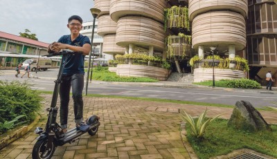 While some e-scooter users said NTU is one of the safest places to ride due to spacious pavements and low foot traffic, others said they have seen e-scooters being used on roads, which is dangerous and not recommended under LTA guidelines. PHOTO: ZHENG JUNCEN