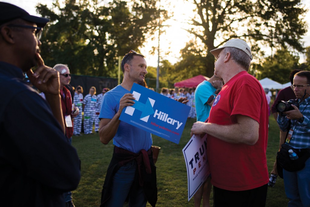 DEBATE: Two men engage in discussion at the "Free expression zone" just outside the debate venue at Washington University, St. Louis, Missouri. PHOTO: HILLARY TAN