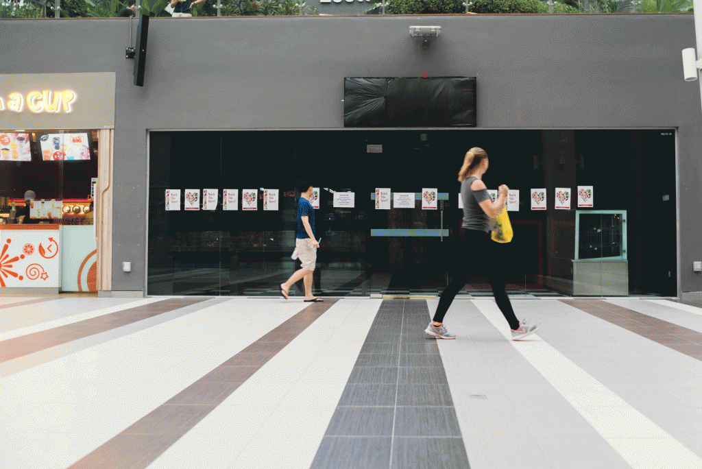 Although Temptations Bakery has been closed since June last year, no new tenant has moved into its space yet. PHOTO: ZHENG JUNCEN