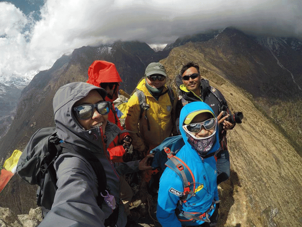 The trio (with their local guides in the background) en route to Everest South Base Camp. PHOTOS COURTESY OF NTU SINGAPORE